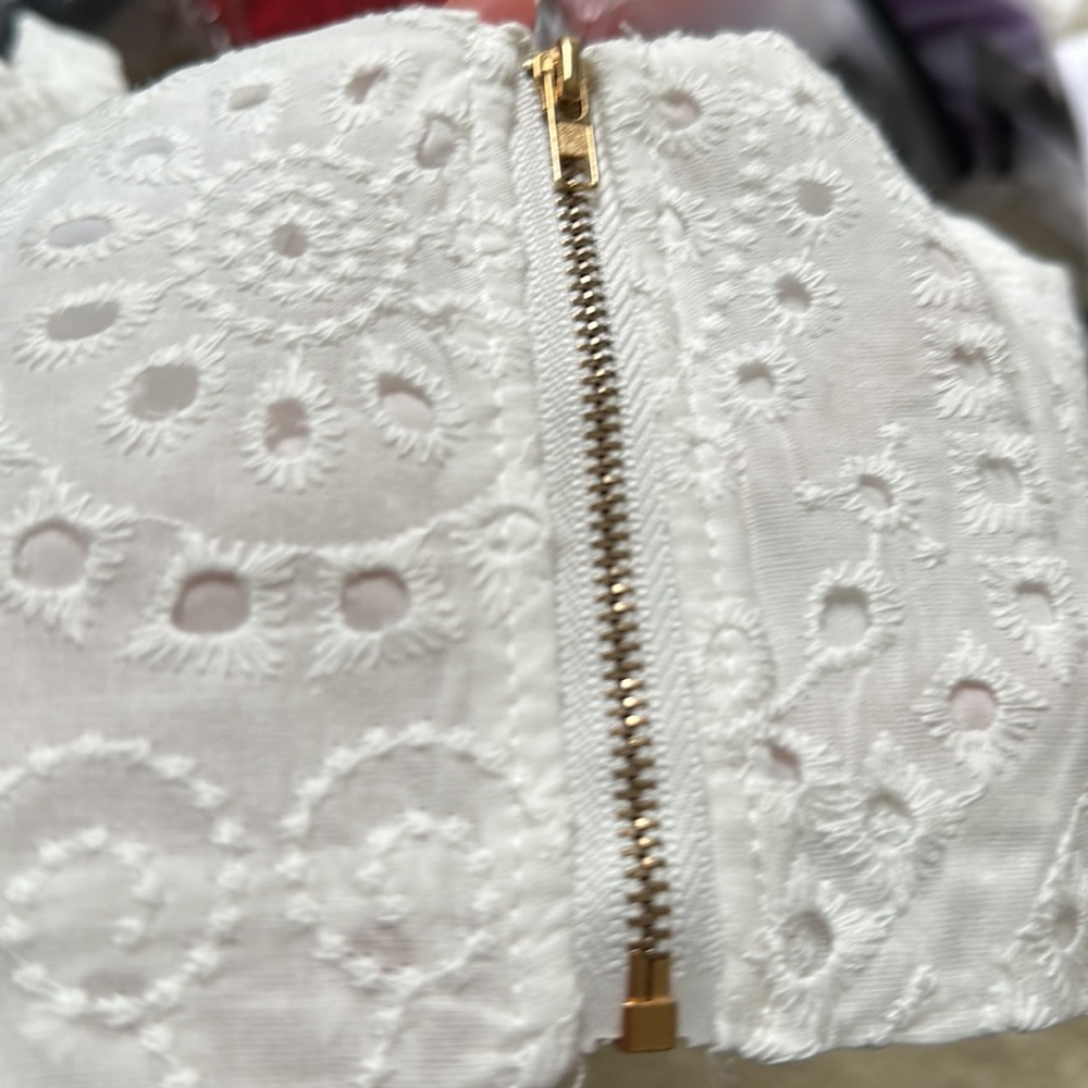 WHITE ♡ EYELET 2 pieces Top + Skirt SET - Picture 6 of 6